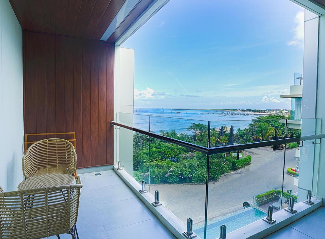 Platinum Hotel Jimbaran Beach Bali Exterior photo