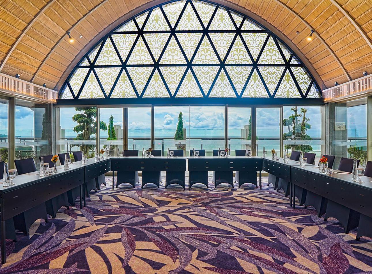 Platinum Hotel Jimbaran Beach Bali Exterior photo