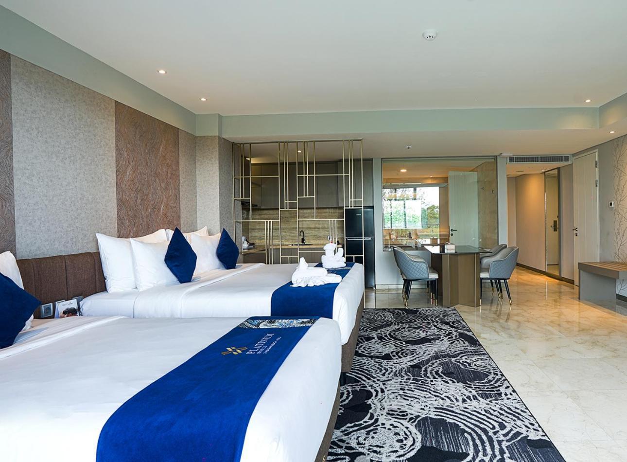 Platinum Hotel Jimbaran Beach Bali Exterior photo
