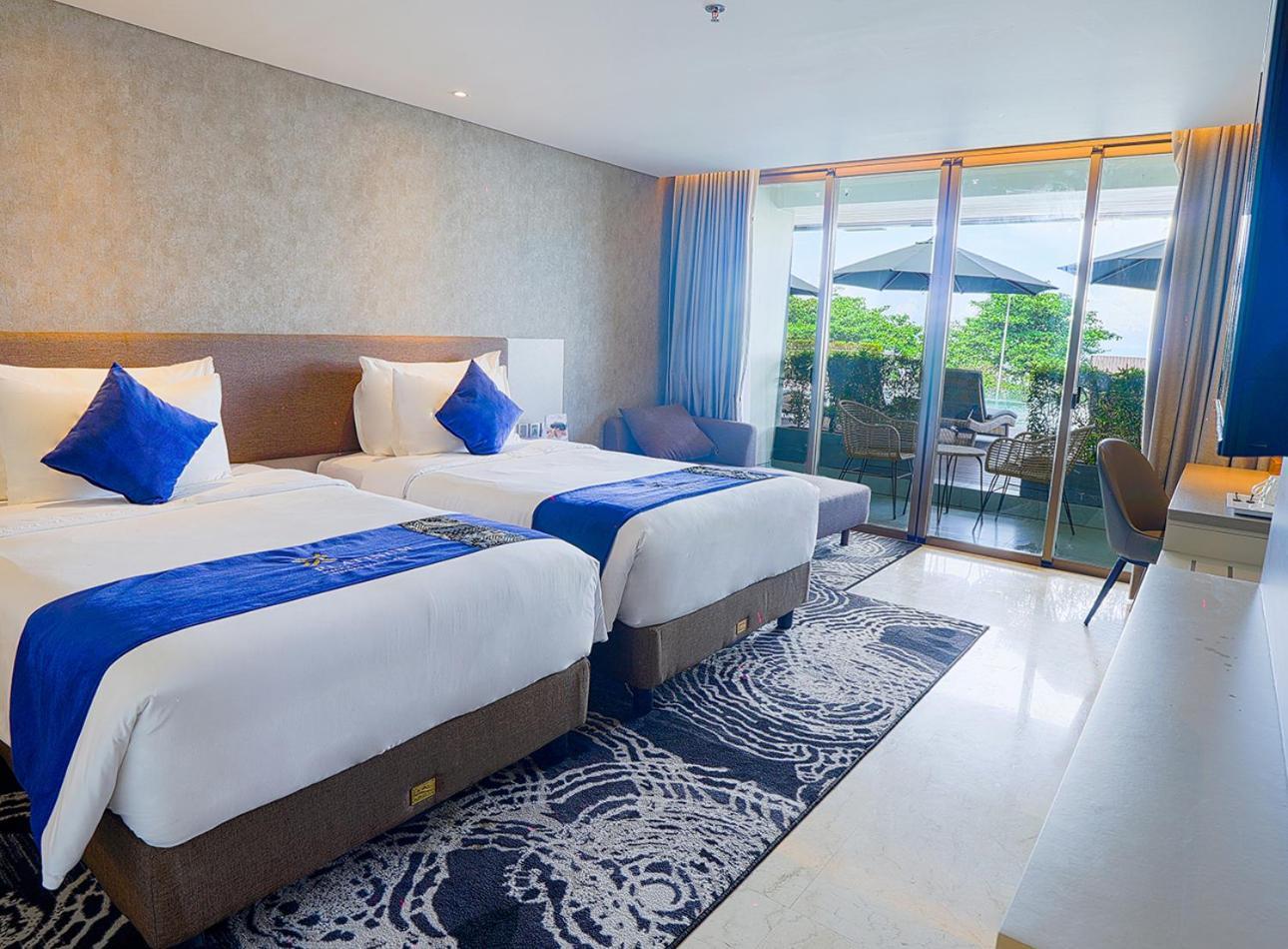 Platinum Hotel Jimbaran Beach Bali Exterior photo
